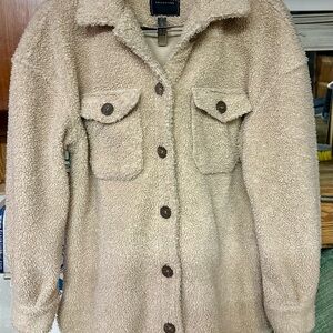 BAGATELLE COLLECTION Tan Sherpa Button Down Jacket• Size: Large• EUC•